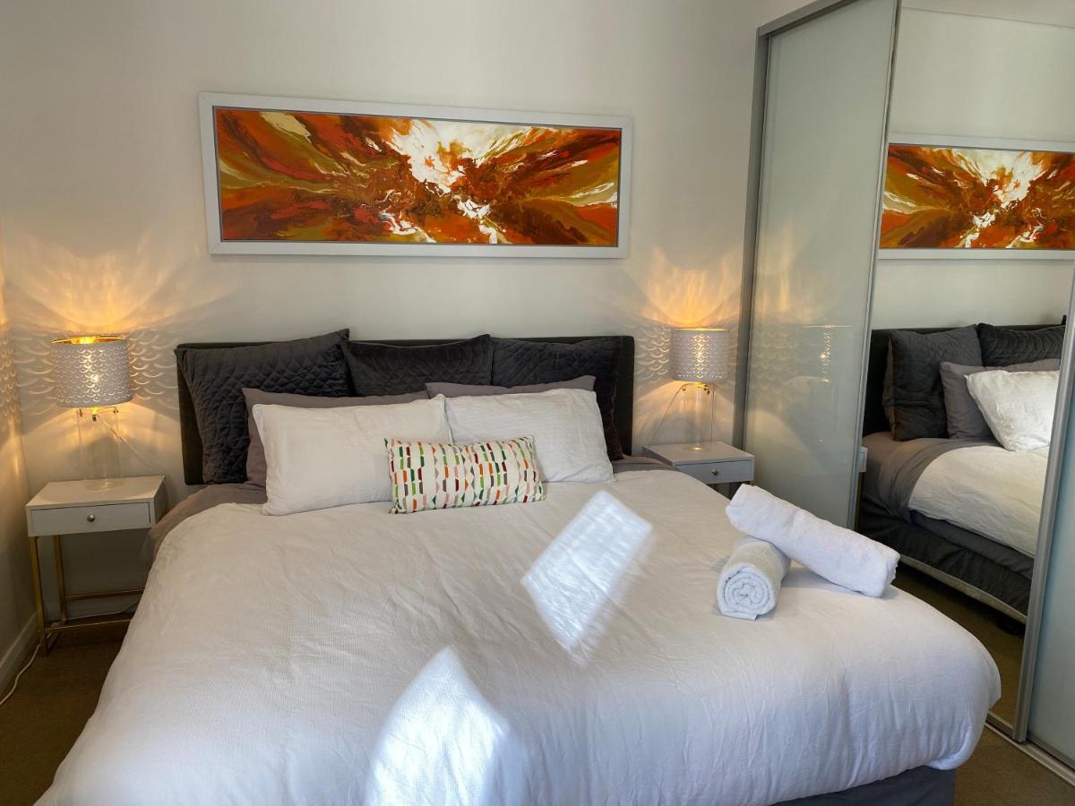 Governor Luxe 1 Bedroom Apartment In The Heart Of Barton Wifi Gym Wine Secure Parking Canberra Kingston Exterior foto