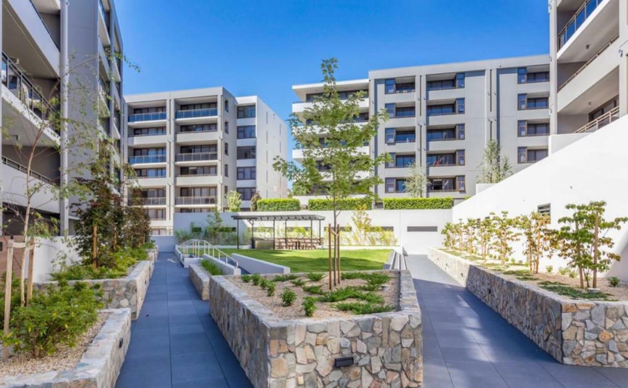 Governor Luxe 1 Bedroom Apartment In The Heart Of Barton Wifi Gym Wine Secure Parking Canberra Kingston Exterior foto